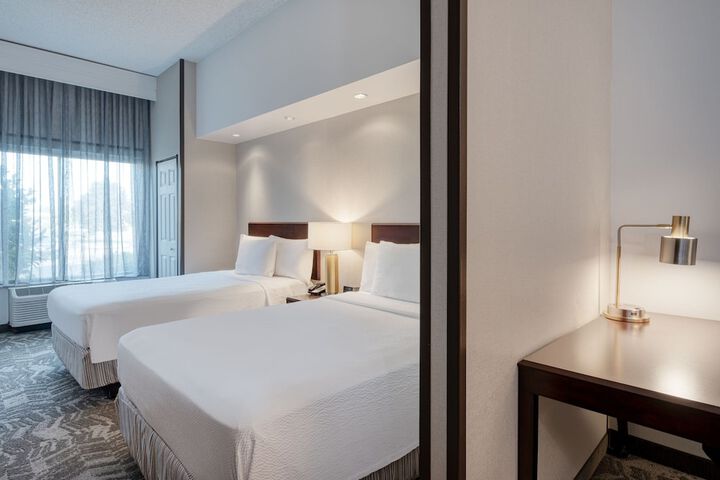 Room 15 of 36