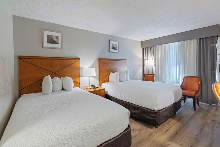 Room 12 of 26