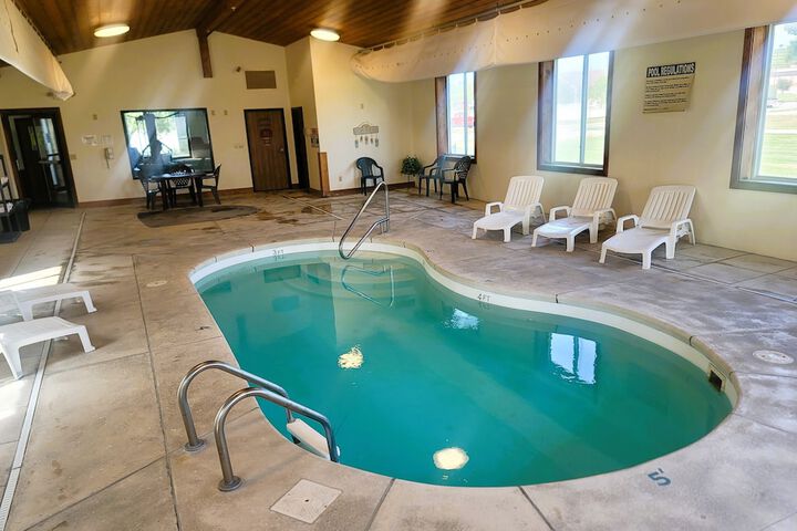 Pool 5 of 60