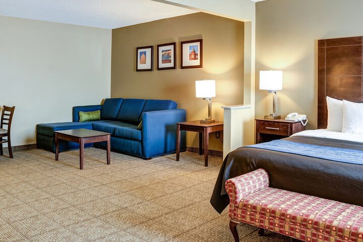 Comfort Inn & Suites Bryant - Benton