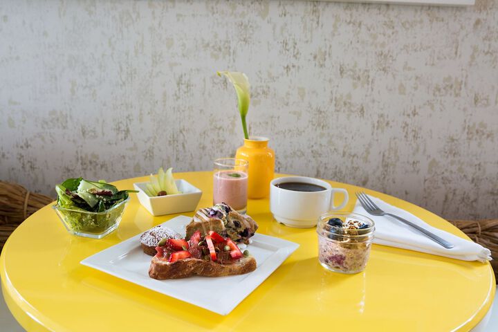 Breakfast/Coffee Service 39 of 49