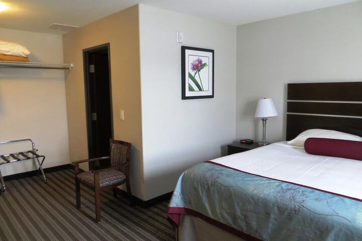Room 6 of 35