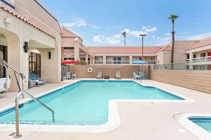 Signature Indio I-10 Coachella Valley by Sonesta