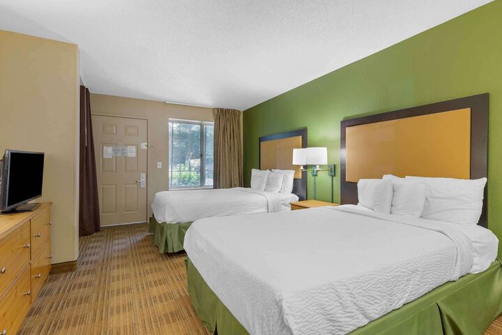 Room 15 of 22