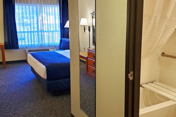 Room 39 of 50