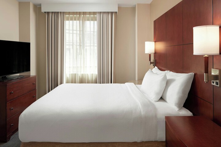 Room 20 of 23