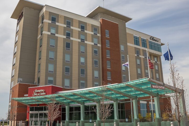 Hampton Inn & Suites Erie Bayfront