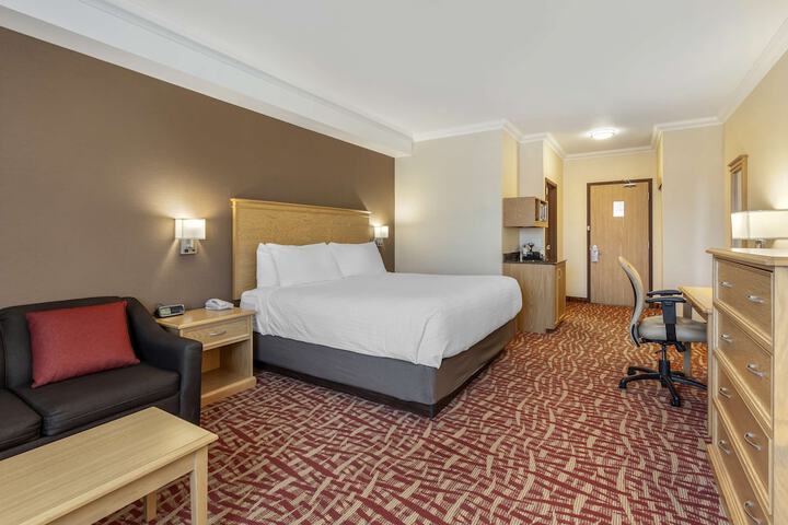 Room 56 of 153