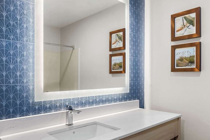 Country Inn & Suites by Radisson Savannah I-95 North, GA
