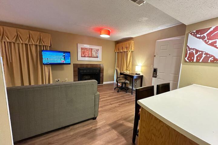 Room 41 of 56