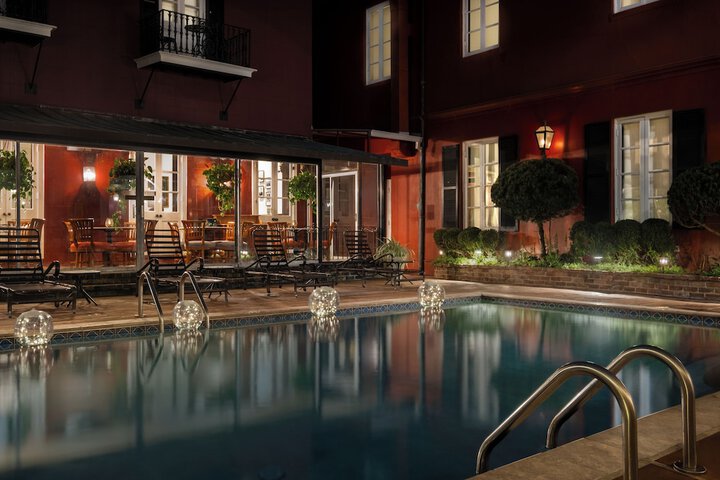 Pool 10 of 35