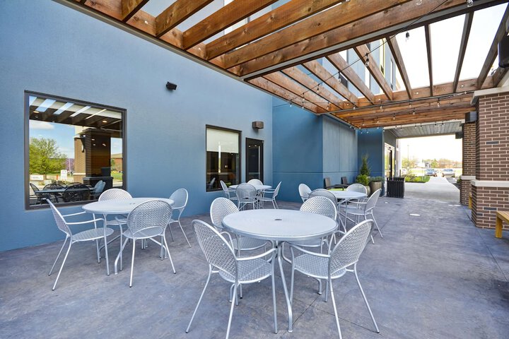 Terrace/Patio 39 of 41
