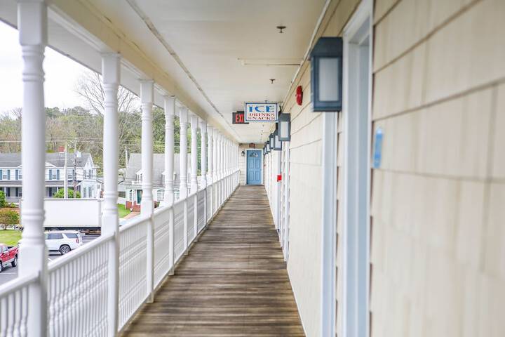 Waterside Inn