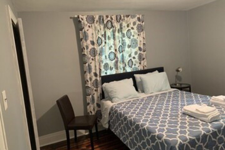 Pontiac Guest House
