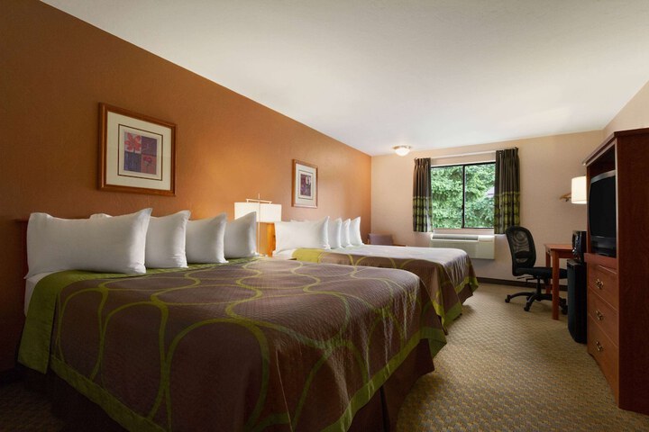 Room 28 of 46