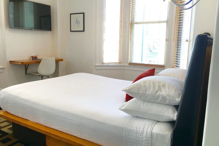 Room 6 of 58