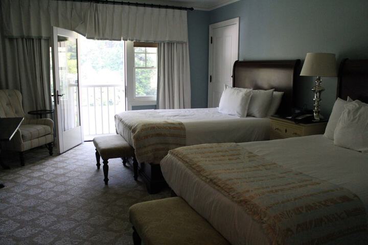 Room 61 of 185