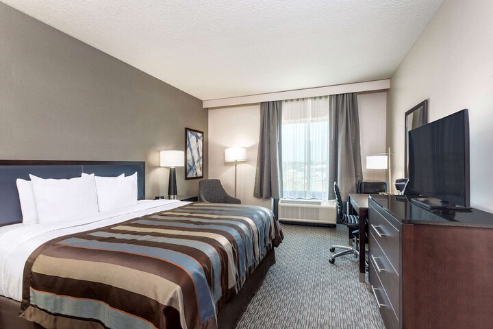 Room 21 of 54