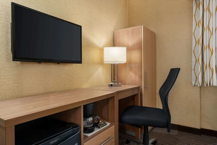 Room 20 of 45