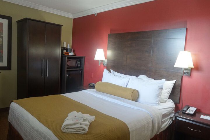 Room 48 of 58