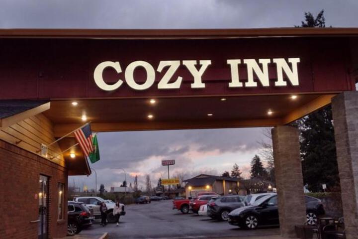 Cozy Inn