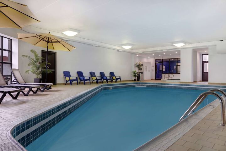 Pool 4 of 37