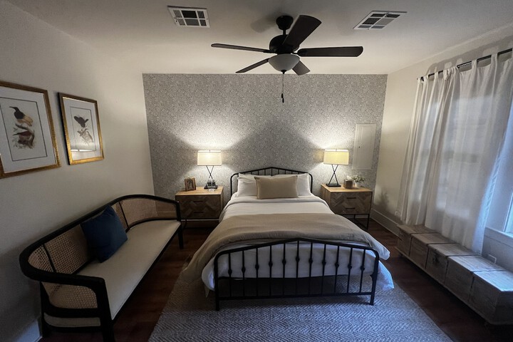 Room 34 of 65