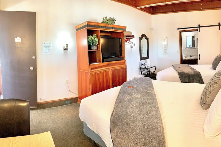 Room 37 of 135