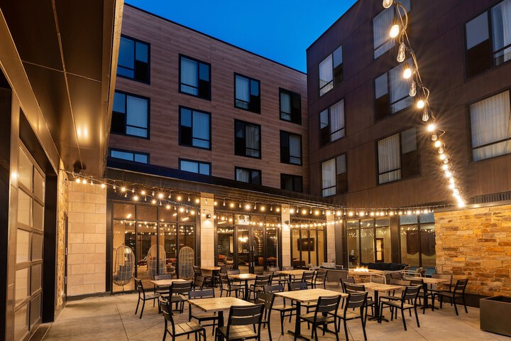 Hotel Indigo Silverthorne by IHG