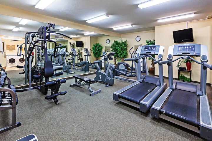 Candlewood Suites Owasso by IHG