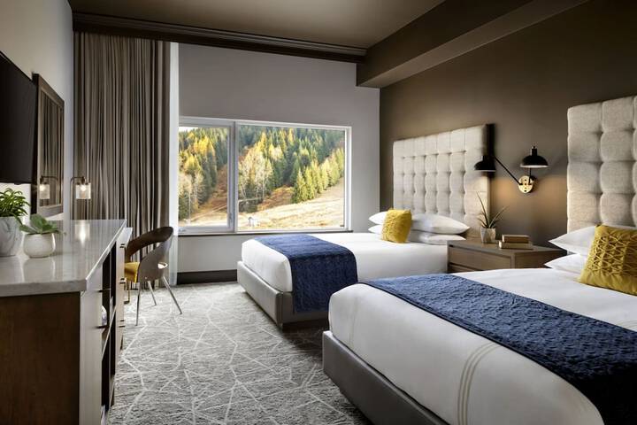 Room 15 of 79