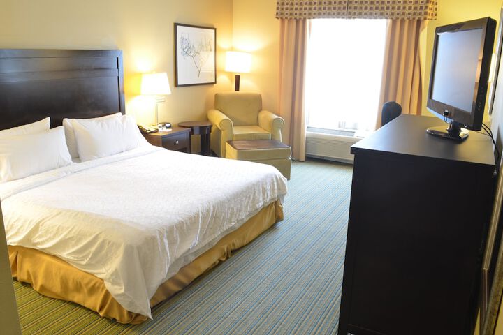 Holiday Inn Express Waterloo Cedar Falls by IHG