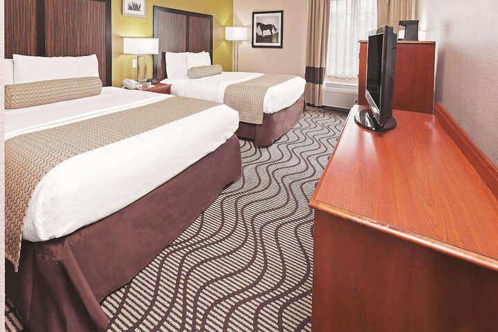 La Quinta Inn & Suites by Wyndham Corpus Christi Northwest