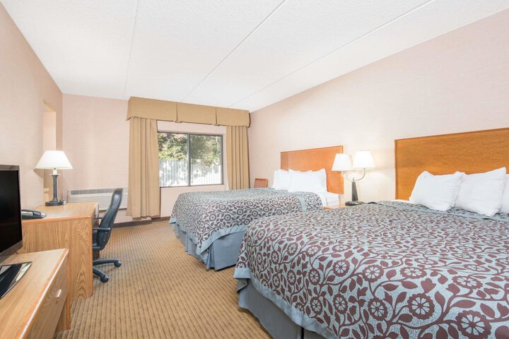 Room 5 of 23
