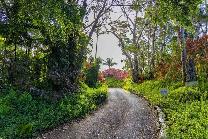 Hale Akua Garden Farm & Eco-Retreat