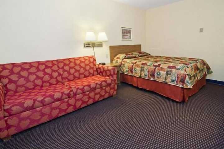 Room 14 of 23
