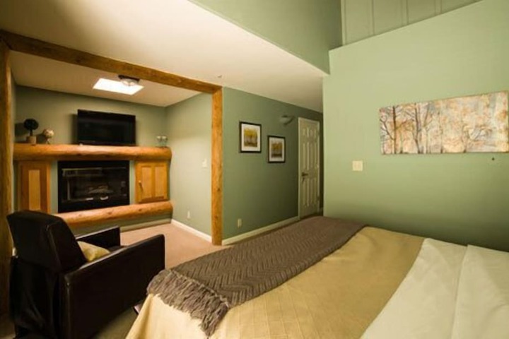 Room 47 of 73