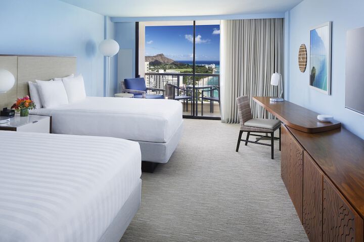 Hyatt Regency Waikiki Beach Resort & Spa