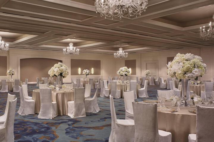 Ballroom/Hall 61 of 82