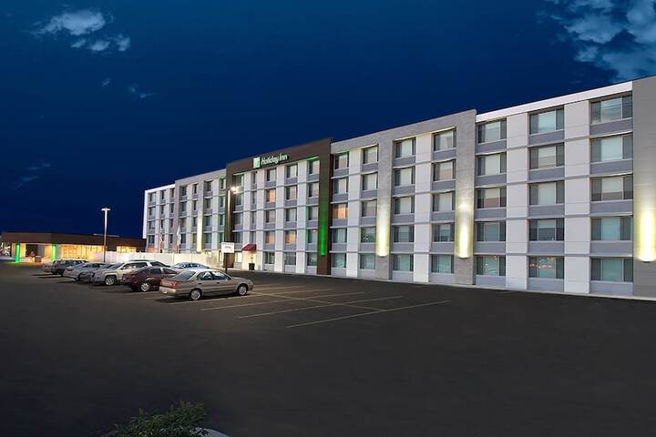 Hotel 2 of 34