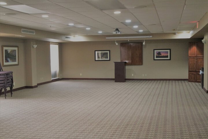 Ardmore Inn & Suites