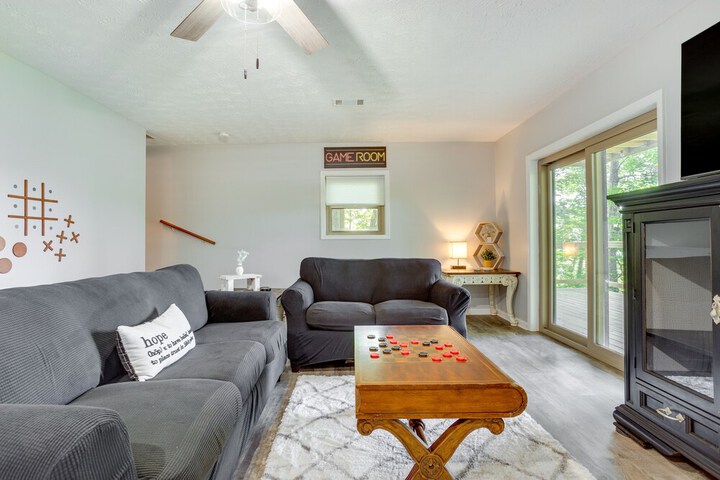 Jasper Vacation Rental w / Decks Fire Pit & Views!