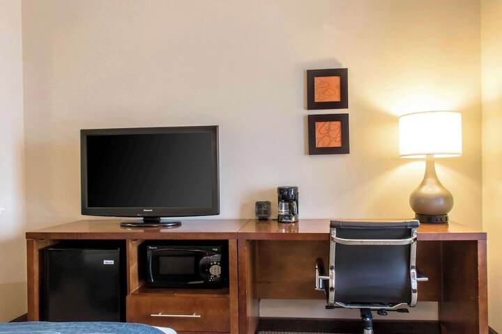 Room 34 of 63