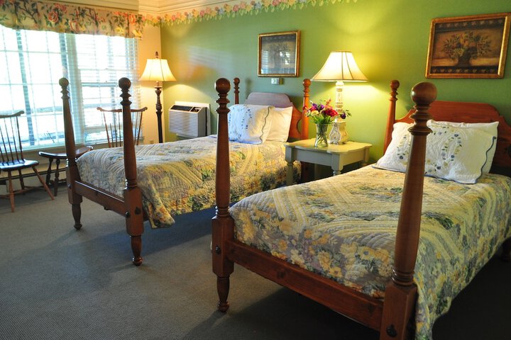Room 22 of 73