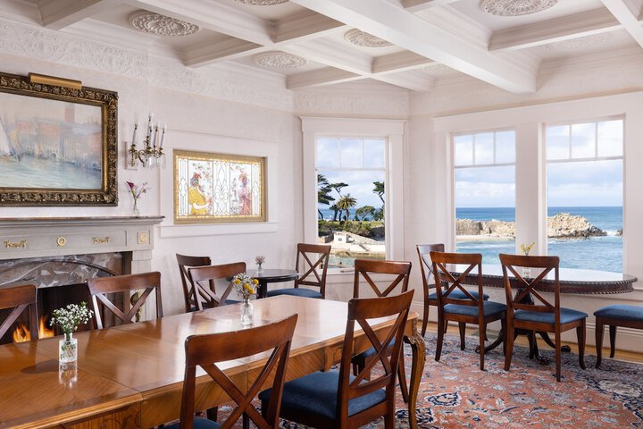 Seven Gables Inn on Monterey Bay a Kirkwood Collection Property