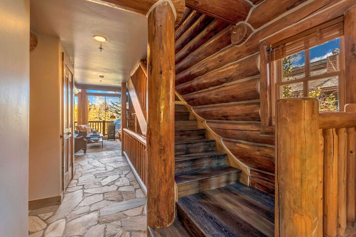 Mountain Lodge Telluride