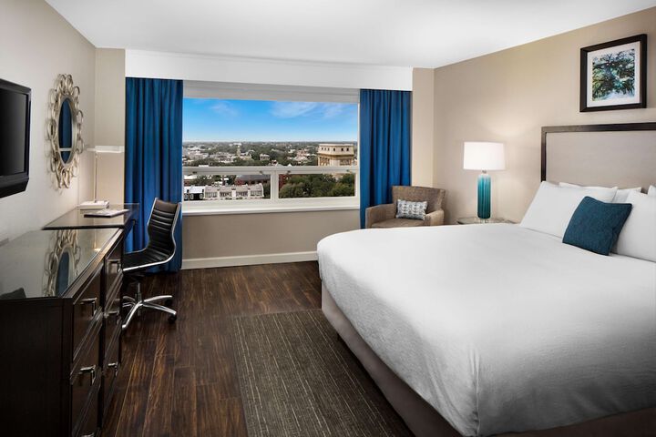Room 29 of 102
