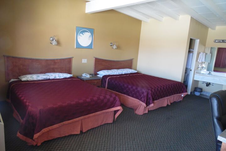 Room 11 of 33