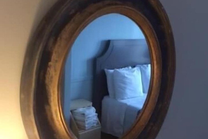 Room 16 of 49