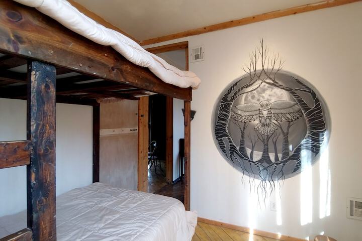 Lost River Hostel